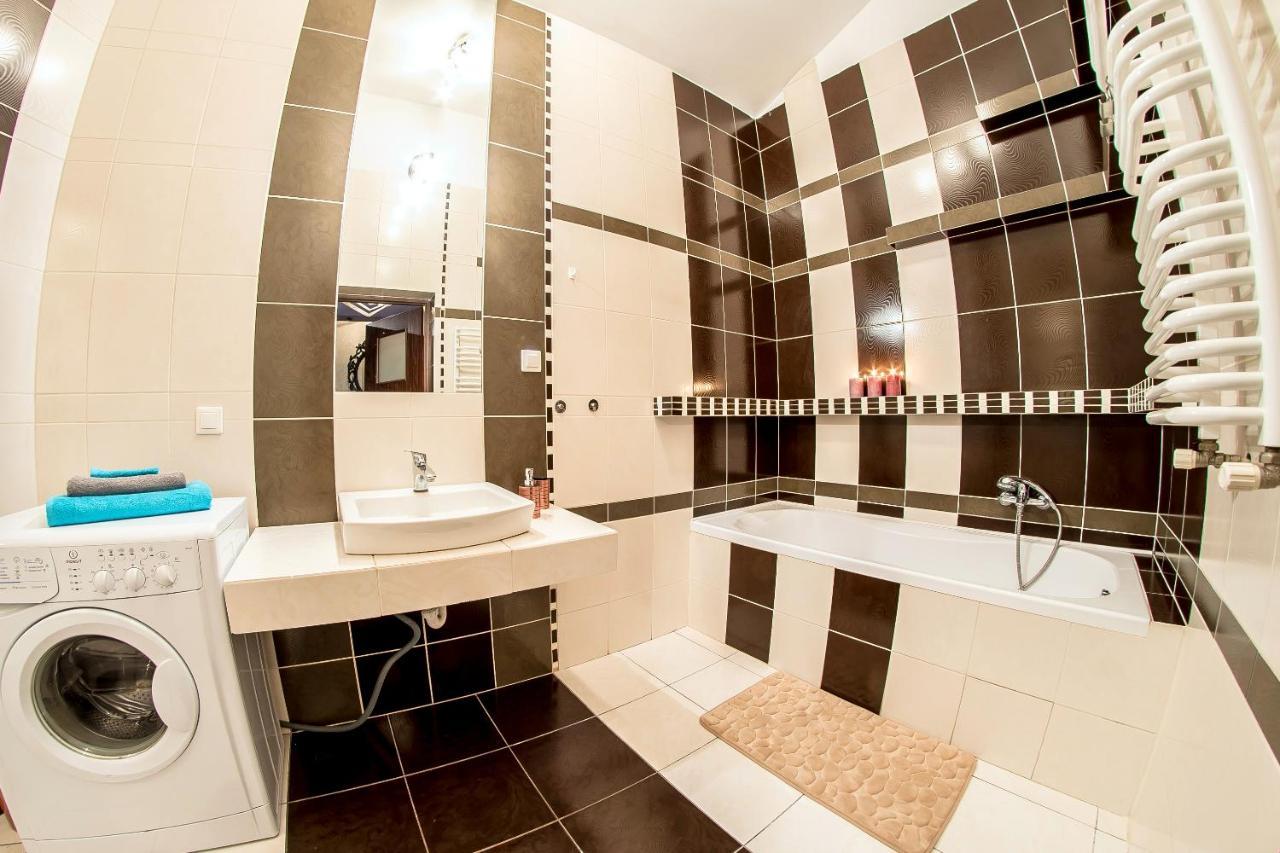Style Apartment Next To Kazimierz And Old Town + Netflix 크라쿠프 외부 사진